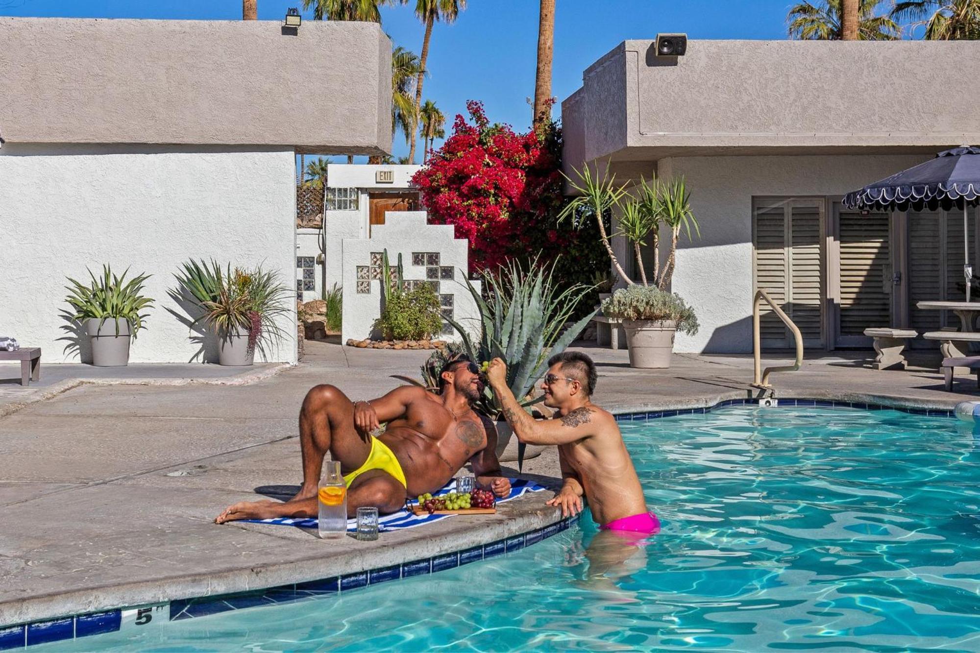 Casa Oliver Hotel & Resort - A Men'S Clothing Optional Resort In Palm Springs Luaran gambar