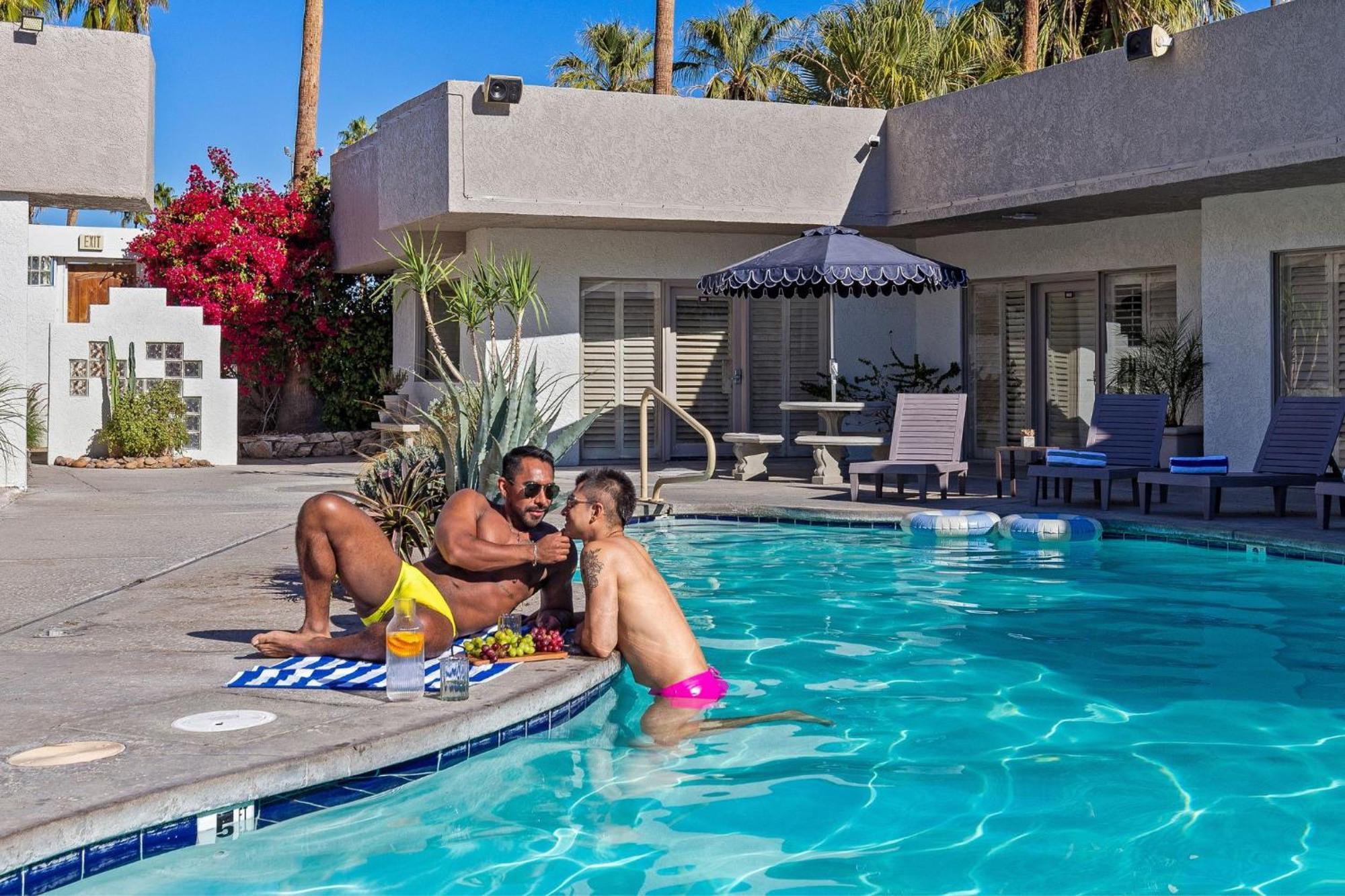 Casa Oliver Hotel & Resort - A Men'S Clothing Optional Resort In Palm Springs Luaran gambar